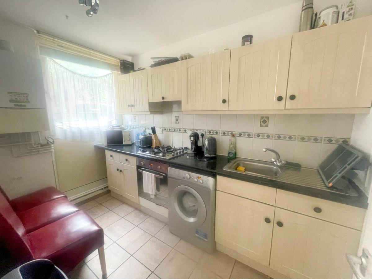 91 Stanhope Street Hotel Лондон Екстериор снимка